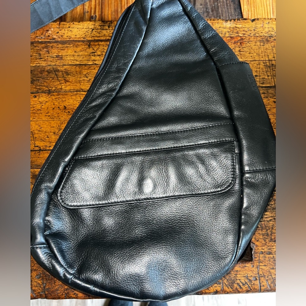 Ameribag Healthy Back Leather Bag - Black - Picture 2 of 9